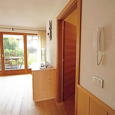 Apartment Aurturist Roulette Olang